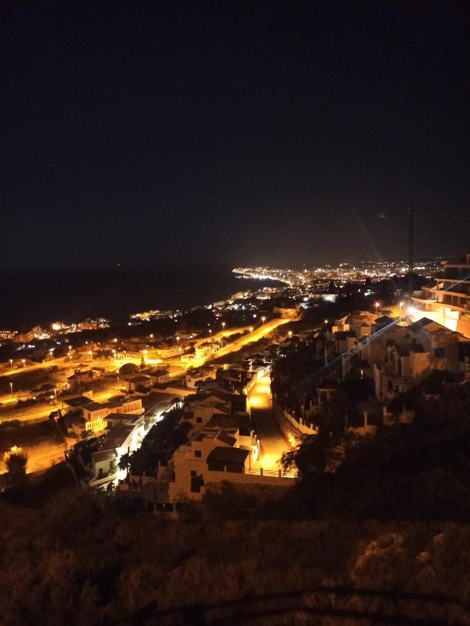 Sweet Home Benalmadena, Estudio Con Vistas Al Mar Y Excelente Conexion Wifi, Para No Fumadores, Con Piscinas, Sea Views, With Swimming Pools, Completely Renovated, Ideal For Older People, Bright With Morning Sun, No Smoking Kültér fotó