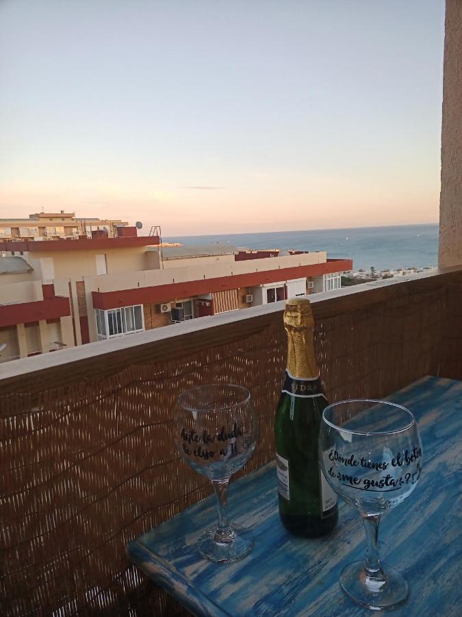 Sweet Home Benalmadena, Estudio Con Vistas Al Mar Y Excelente Conexion Wifi, Para No Fumadores, Con Piscinas, Sea Views, With Swimming Pools, Completely Renovated, Ideal For Older People, Bright With Morning Sun, No Smoking Kültér fotó
